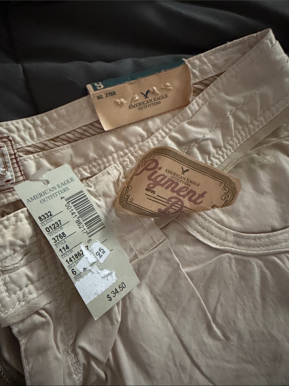 American Eagle Outfitters Cream Women's Shorts Size 6 - Picture 3 of 4